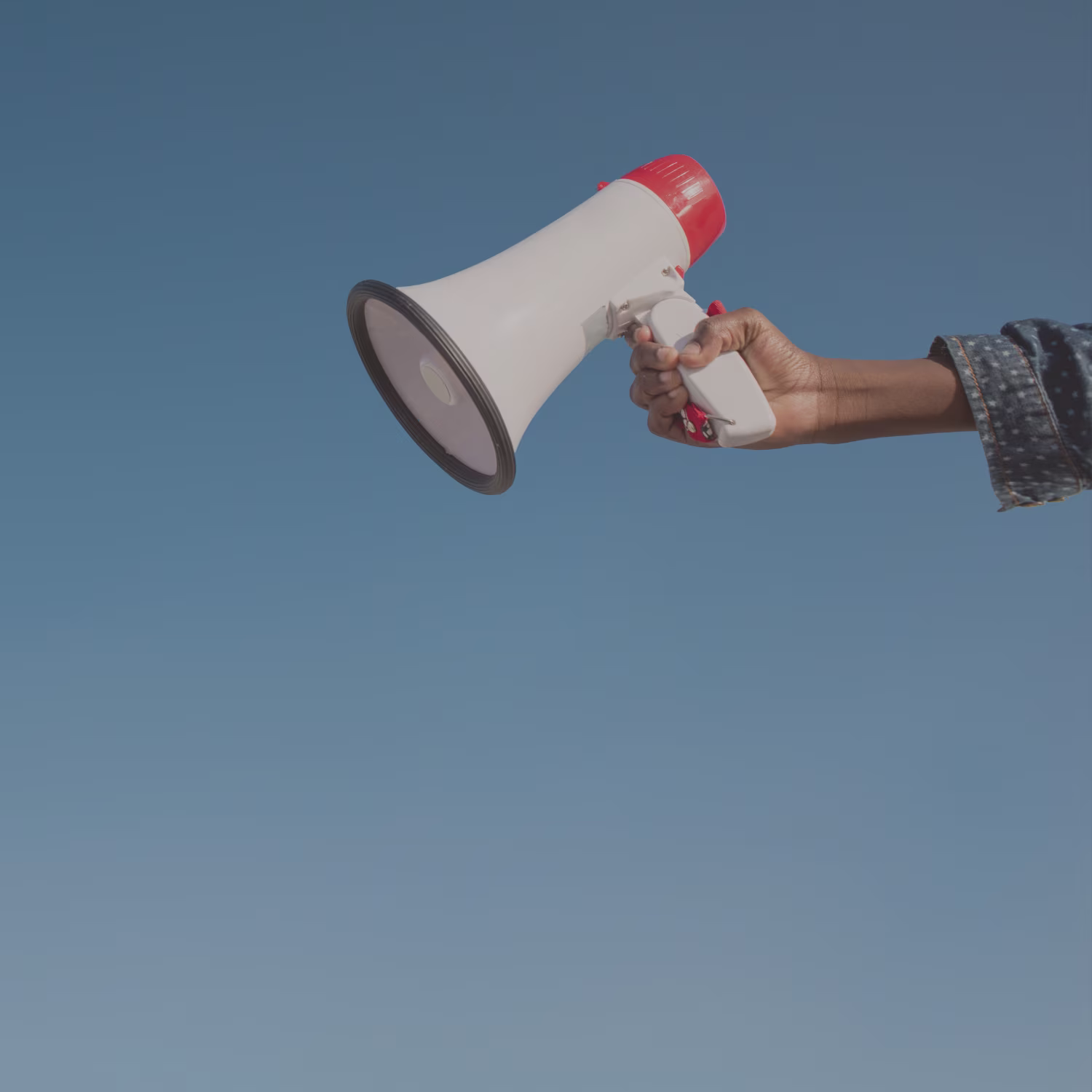 ¿Está tu Estrategia Omnicanal Molestando a tus Clientes 3 Errores de Comunicación que Debes Evitar