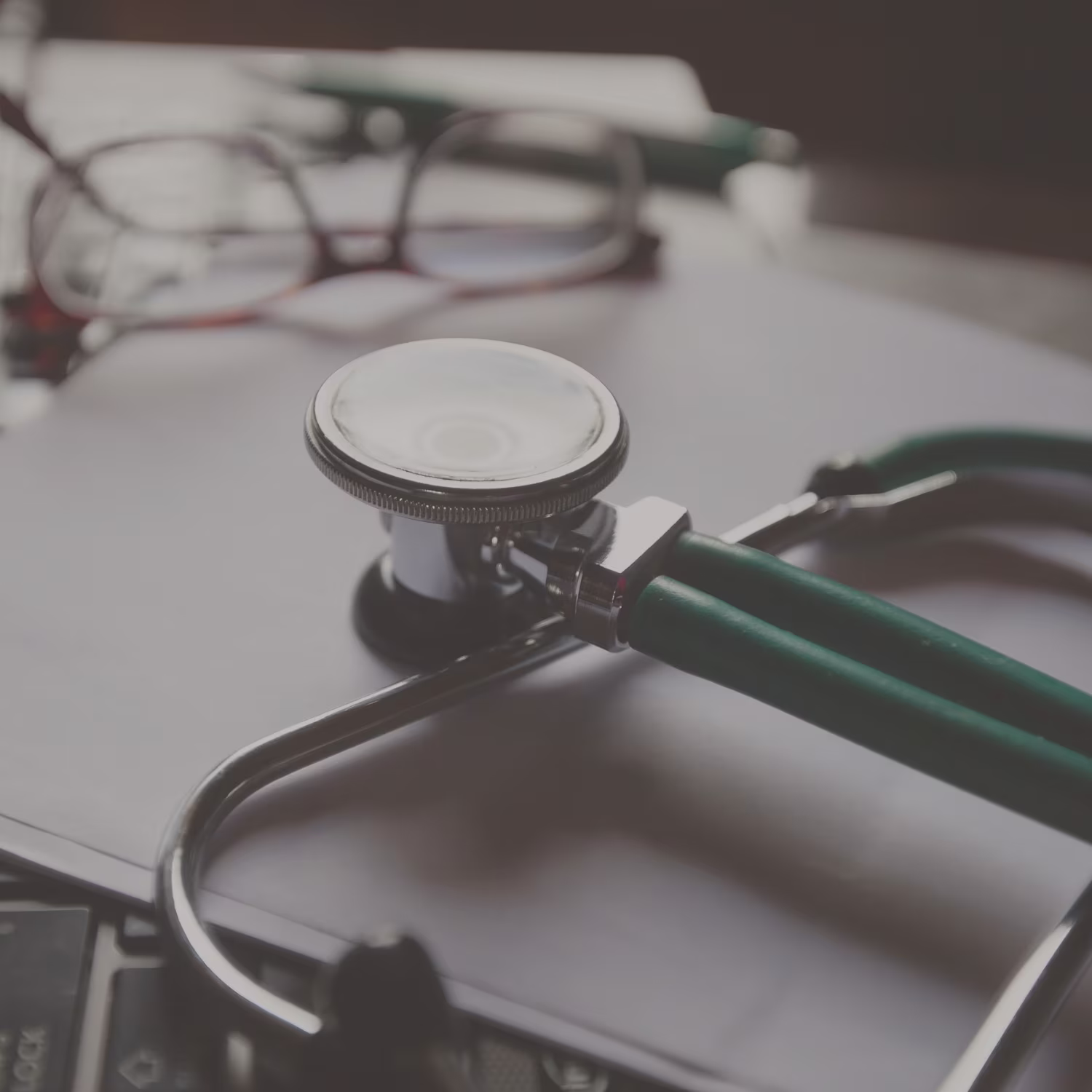 Beyond the Chatbot 5 Ways AI-Powered Messaging Personalizes the Patient Journey